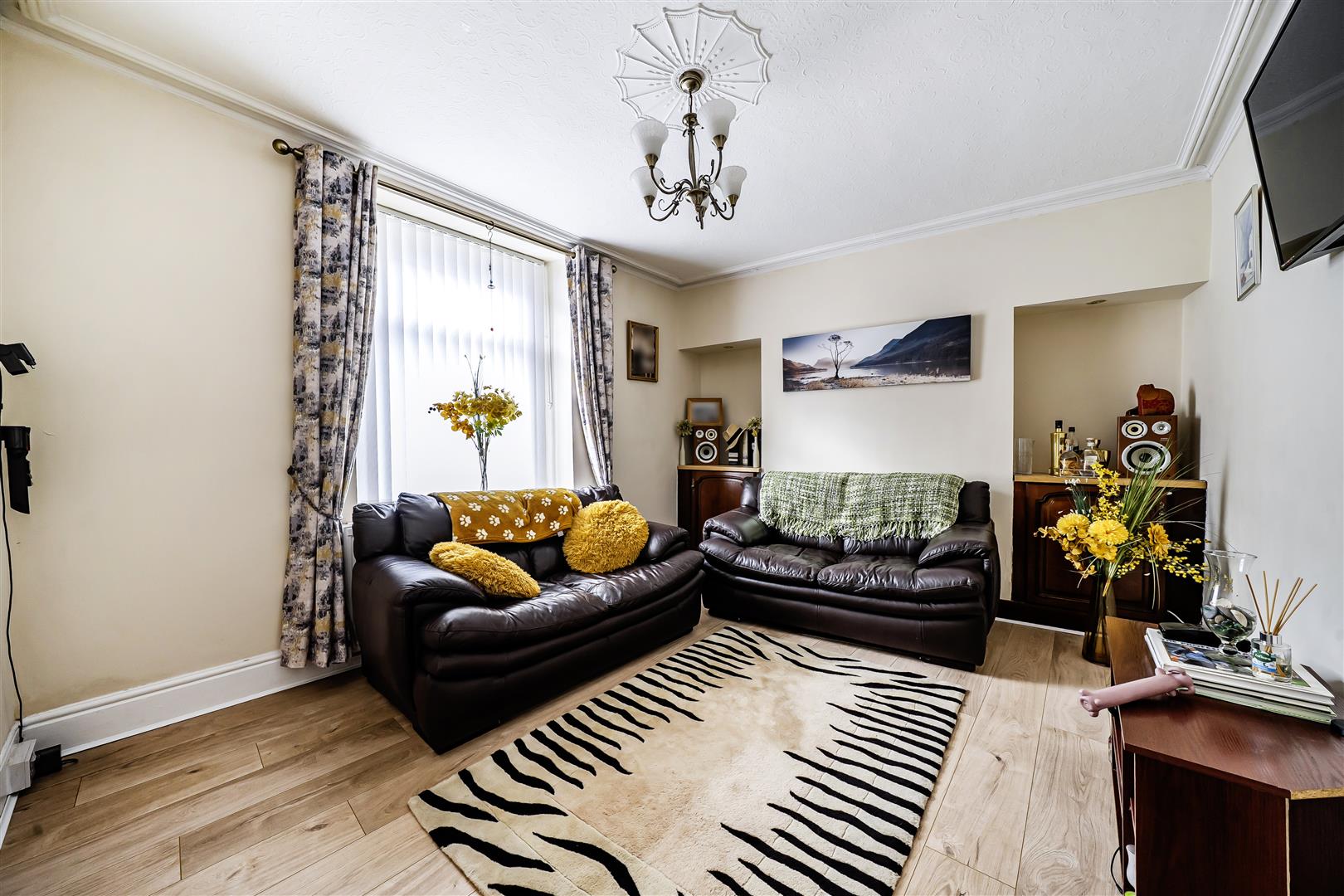 1372 Neath Road, Hafod, Swansea, SA1 2HL